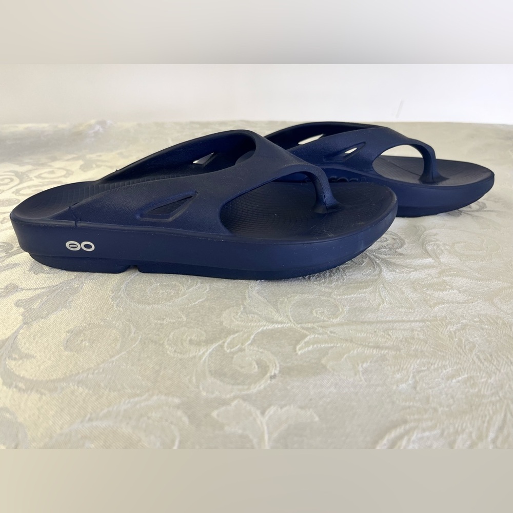 OOFOS OOriginal Flip Flop - Women's Size 8